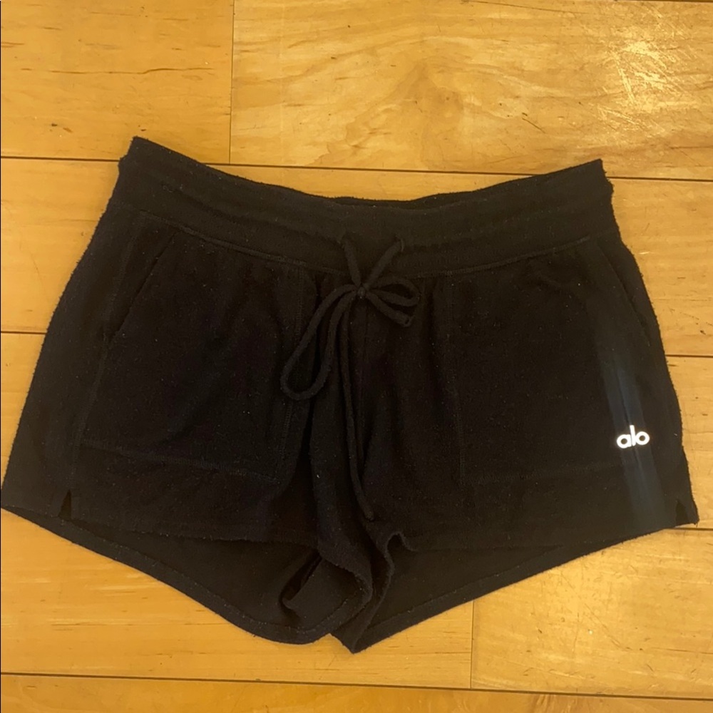 ALO Yoga Black Women's Shorts
